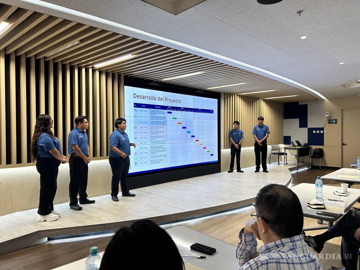 $!Estudiantes y docentes de la UTC presentaron soluciones tecnológicas para procesos reales de General Motors durante la clausura del Reto Mendix 2026.