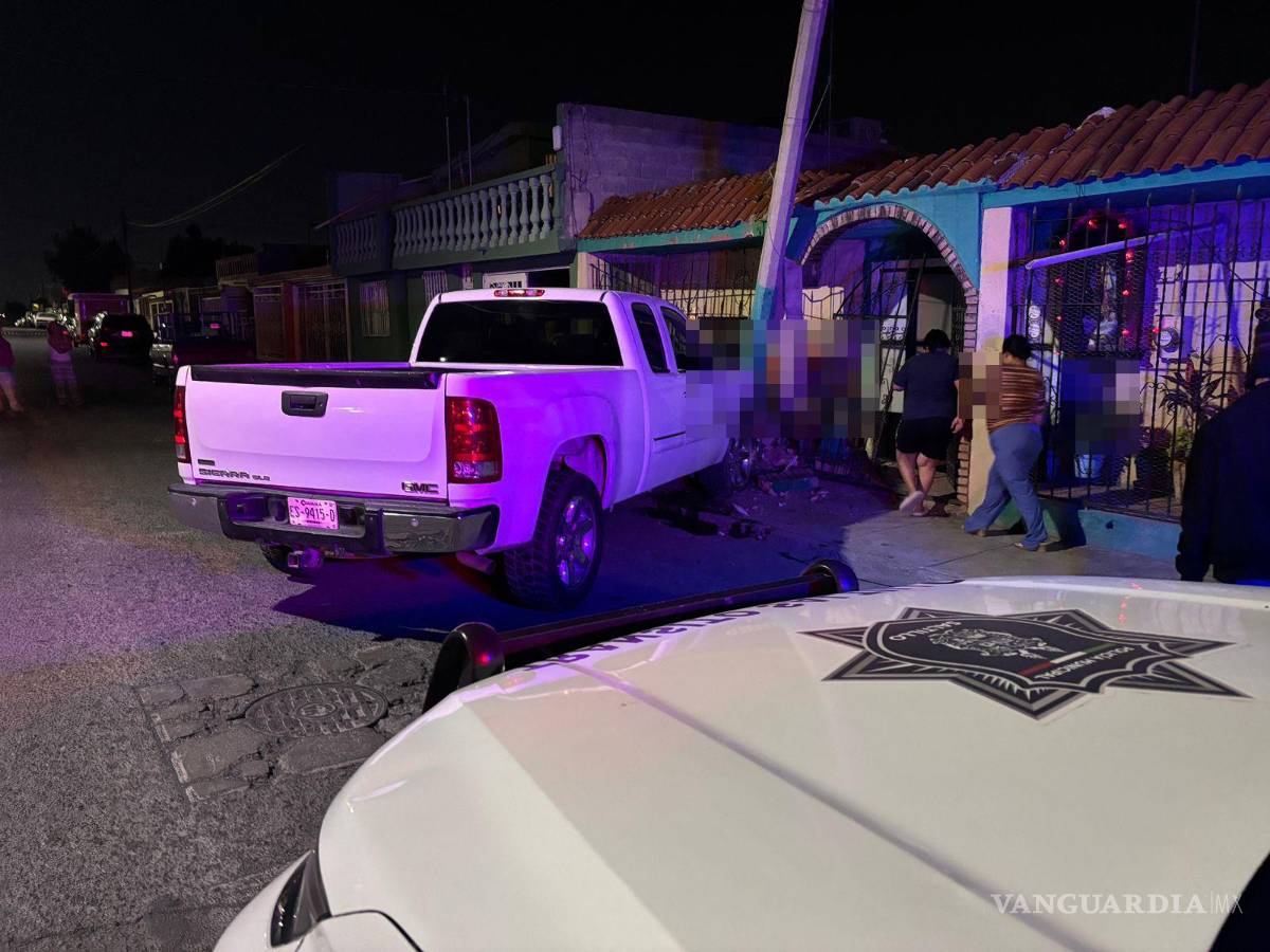 $!Elementos de Tránsito Municipal detuvieron al conductor presuntamente bajo los influjos del alcohol.