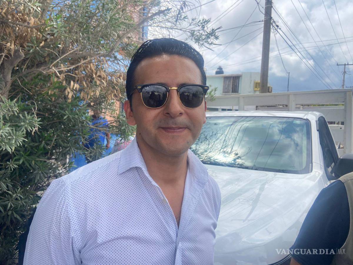 $!Carlos Amador Moreno Liñán, director de Recursos Humanos, aseguró que a pesar de los recortes, seguridad pública, bomberos y servicios primarios en Monclova operarán con normalidad.