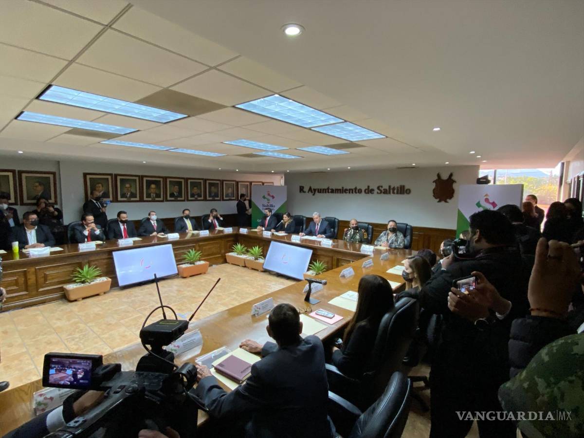 $!El nuevo alcalde dijo que es imprescindible asegurar que todos los habitantes del municipio cuenten con los medios necesarios para su desarrollo. FOTO: JOSÉ REYES