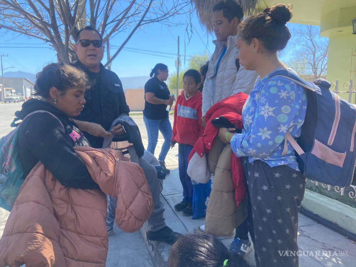 $!La familia de venezolanos la pasa difícil en su viaje a Estados Unidos.