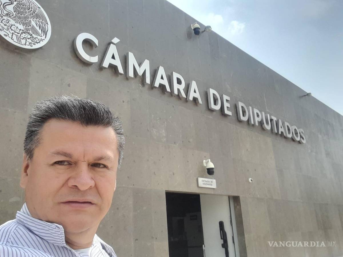 $!El PRD impulsó el reconocimiento del matrimonio igualitario en el país, el reconocimiento de la identidad de género en al menos 21 estados y la prohibición de las llamadas terapias de conversión en 13 entidades, dijo el legislador.