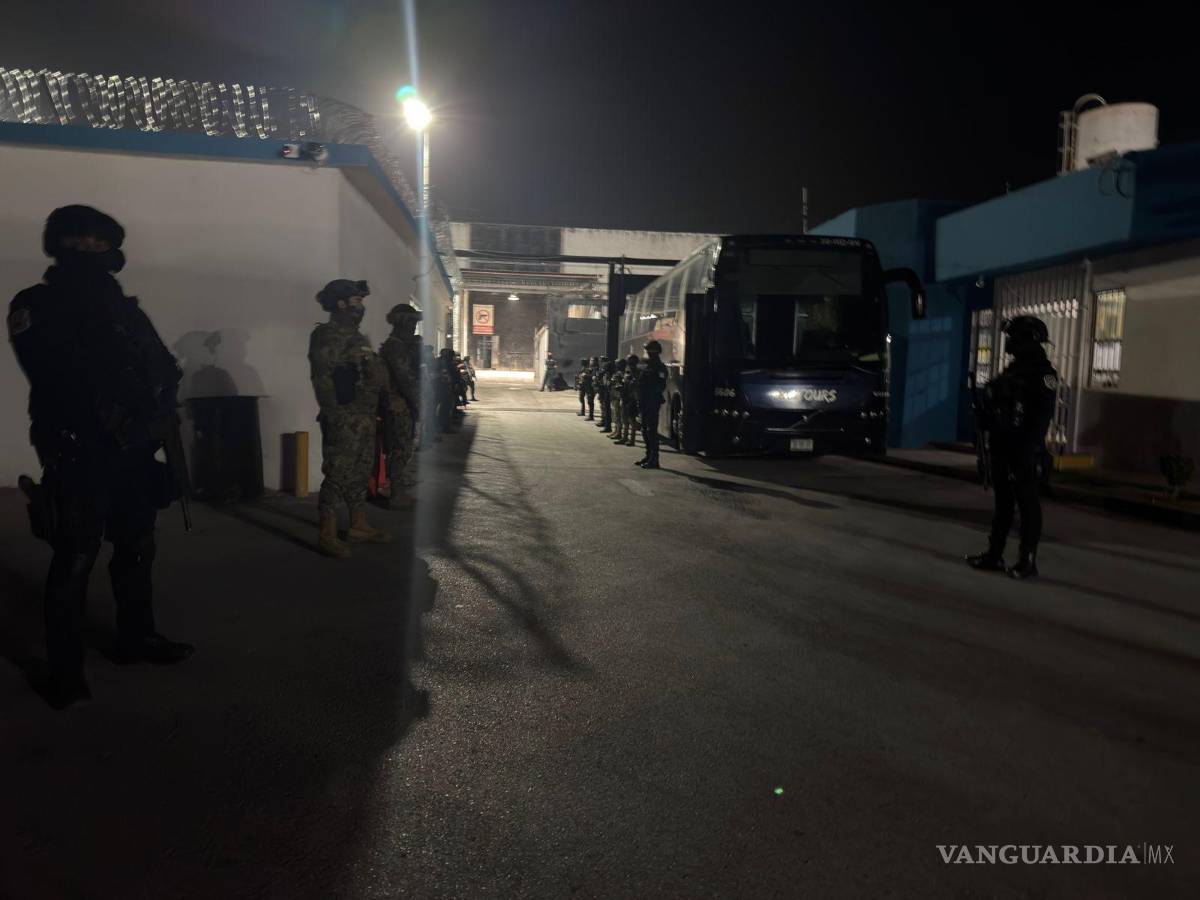 $!El operativo de traslado contó con la participación de corporaciones estatales y fuerzas federales.