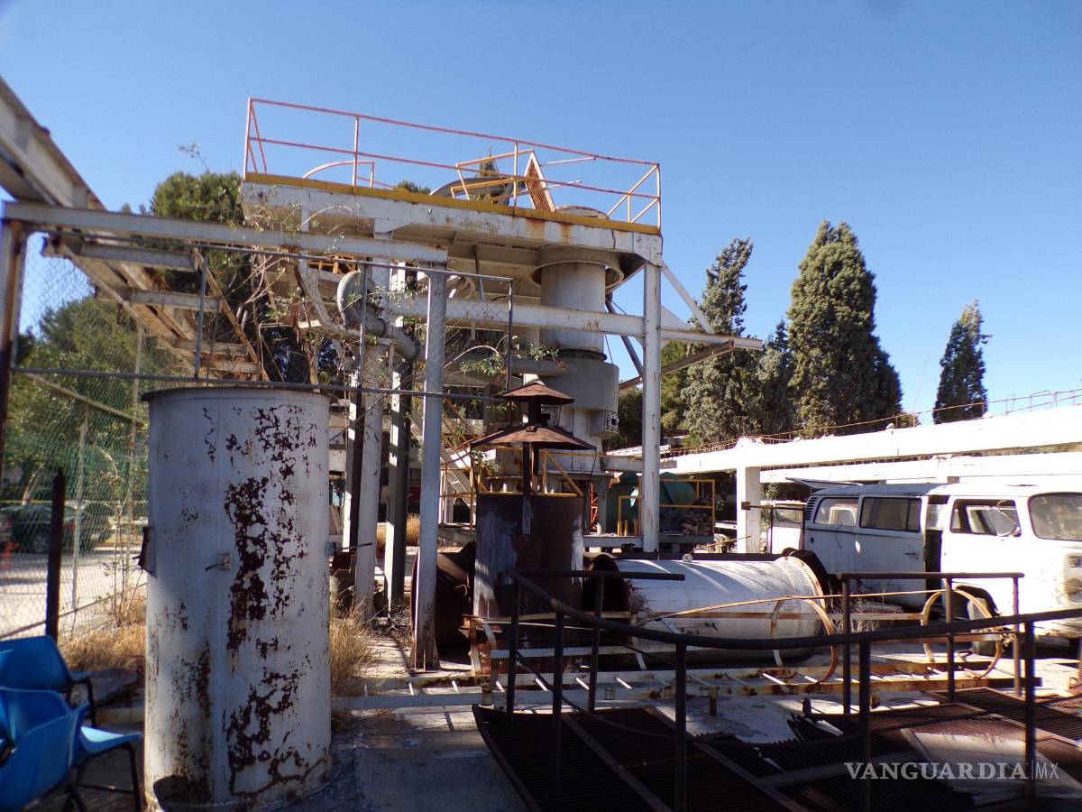 $!Se desperdiciaron recursos en una obra pensada para aulas y laboratorios, que quedó sin terminar y se demolió.