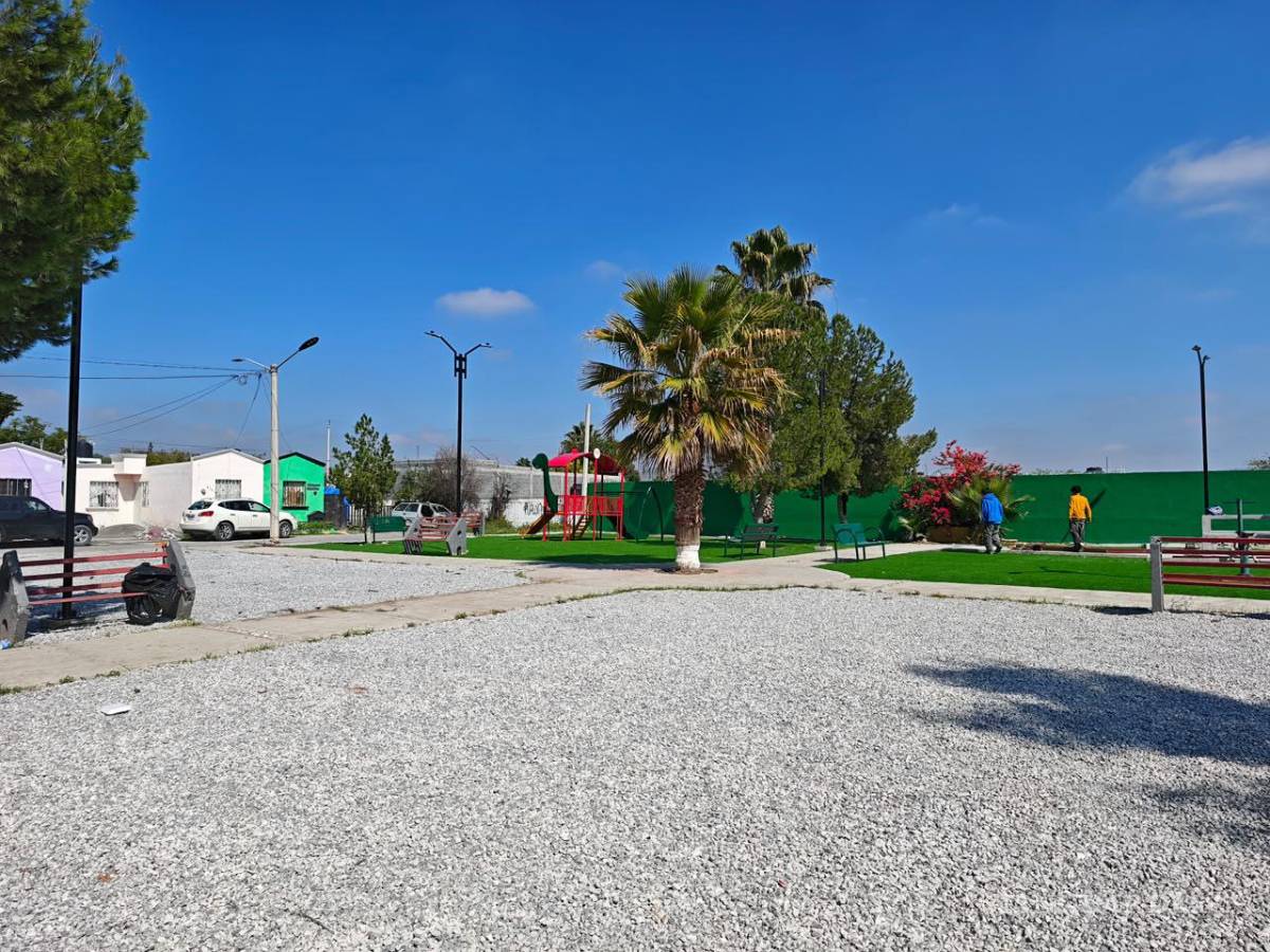 $!En la plaza Armillita, de Analco I, se instalarán pasto sintético, mobiliario urbano, una palapa y nuevas luminarias.
