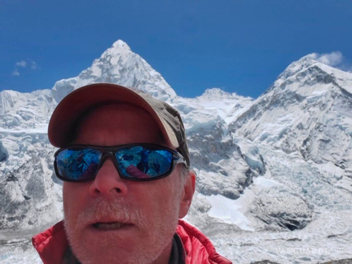 $!Aumentan las muertes en el Everest por una aglomeración peligrosa de alpinistas