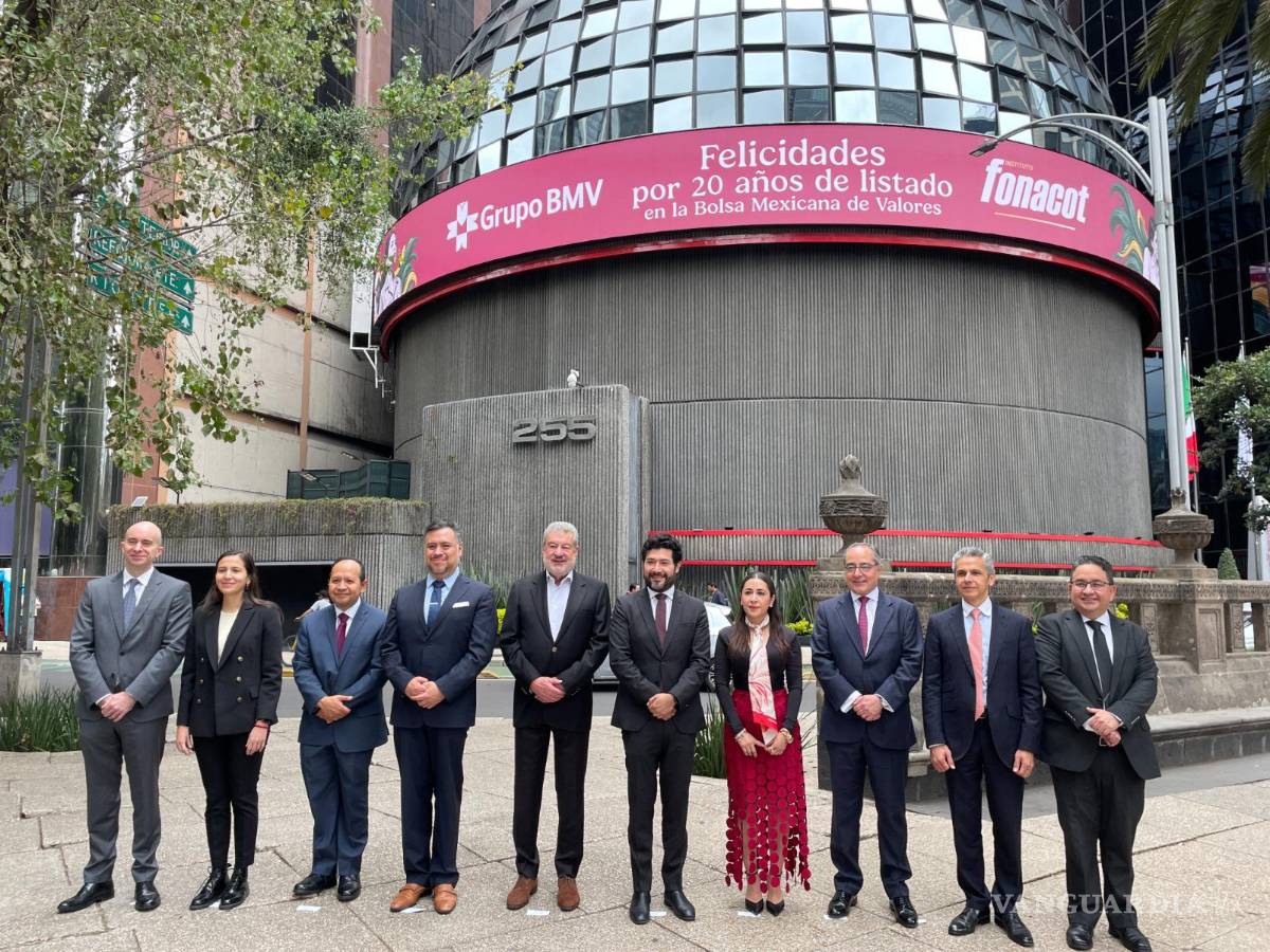 $!Autoridades de la STPS, Fonacot y la Bolsa Mexicana de Valores encabezaron el acto.