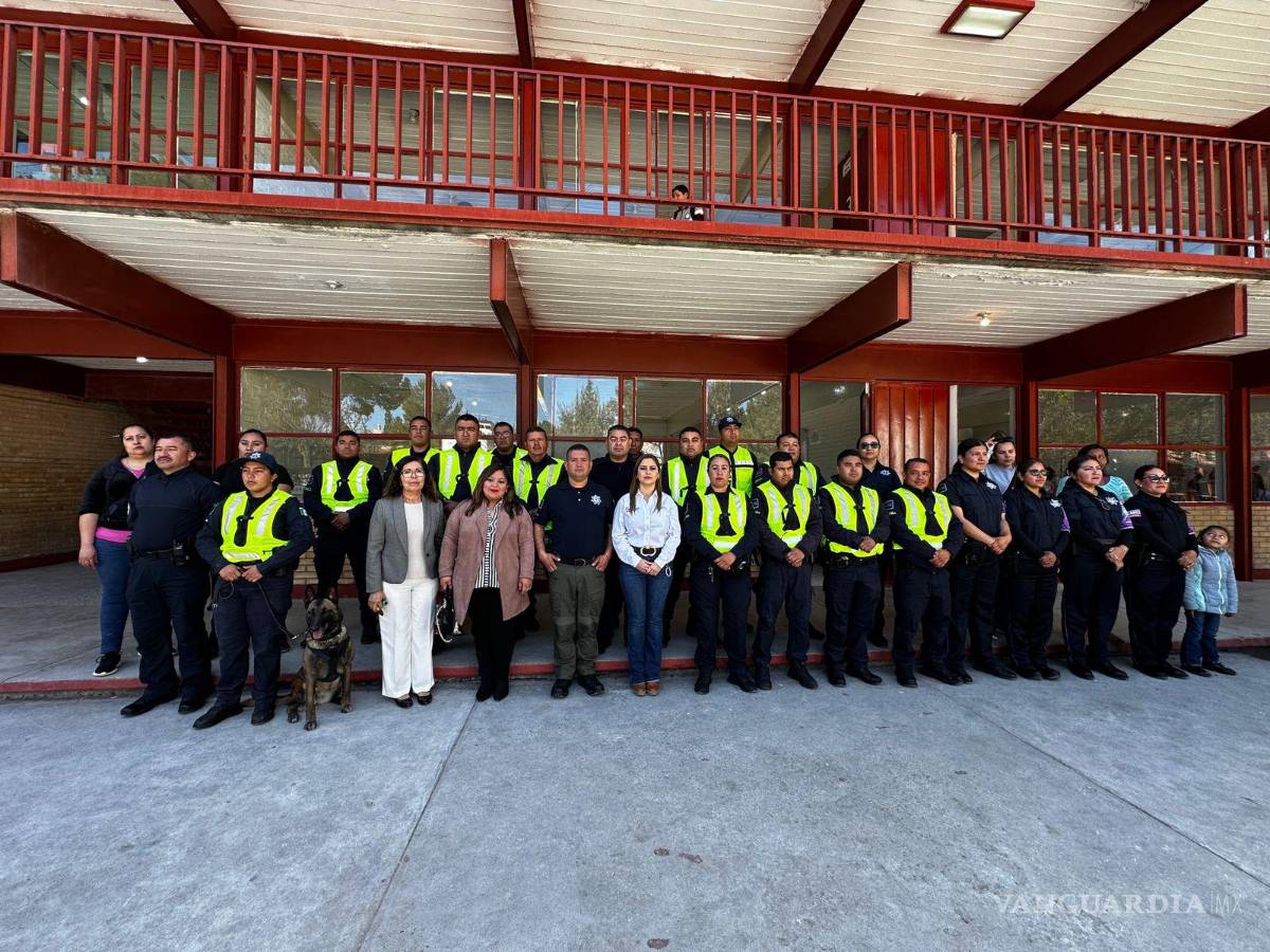 $!La estrecha colaboración entre la Policía, la comunidad educativa y las autoridades locales se posiciona como clave para garantizar la seguridad y bienestar de todos los involucrados.