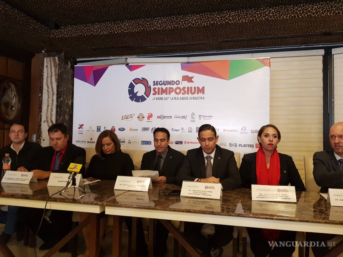 $!Rosario Marín exhorta a los industriales mexicanos a continuar los éxitos