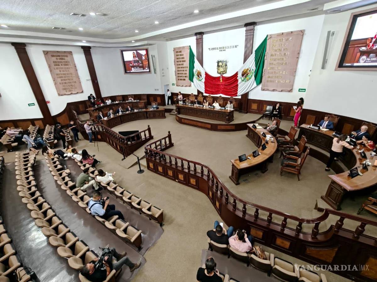 $!El Congreso realizó una declaratoria para dejar constancia de que Fernando Rodríguez ocupará la diputación durante el actual periodo ordinario de sesiones.