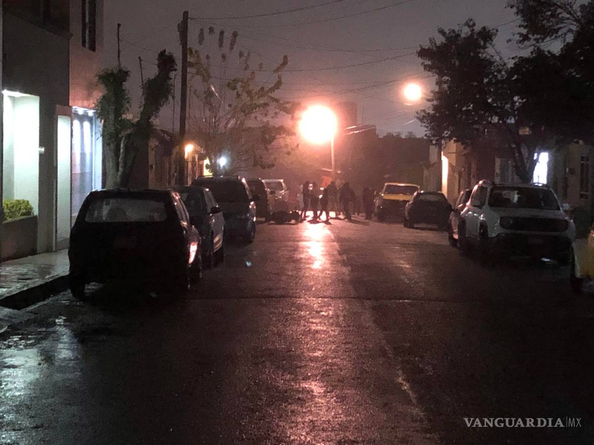 $!Cuatro sujetos balean casa en la colonia Bellavista de Saltillo; hombre en el domicilio se esconde y sale ileso