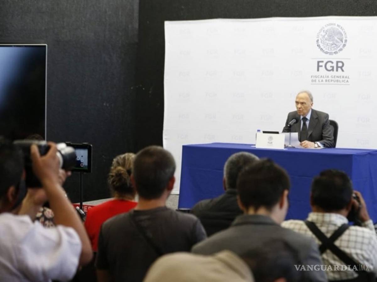 $!Emiten ficha roja contra el 'Gober precioso' y Kamel Nacif; son buscados en más de 190 países