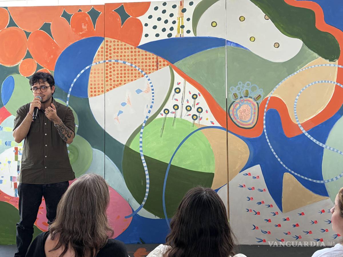 $!Inspirados en Cuatrociénegas, crean mural dedicado a la niñez y la adolescencia en la FIL Coahuila
