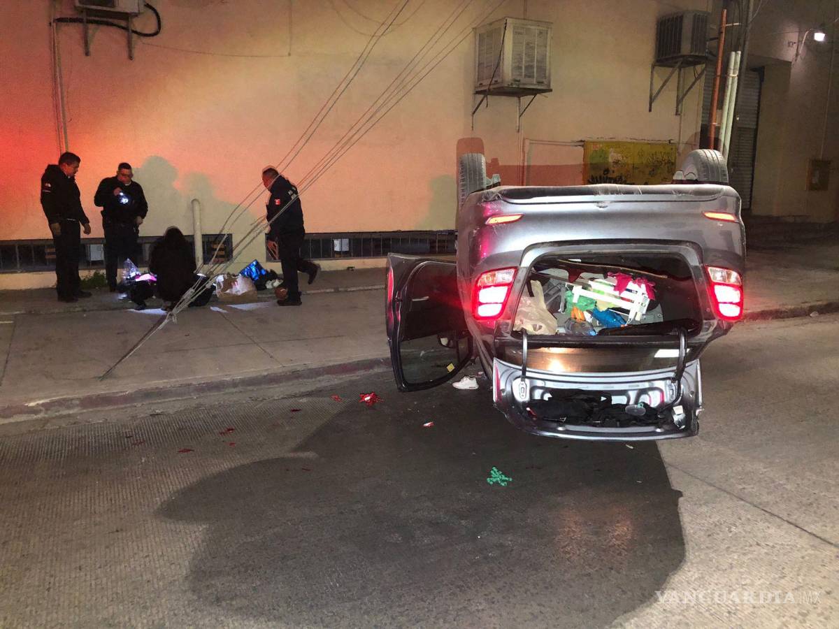 $!La mujer portaba el cinturón de seguridad, por lo que no terminó lesionada.