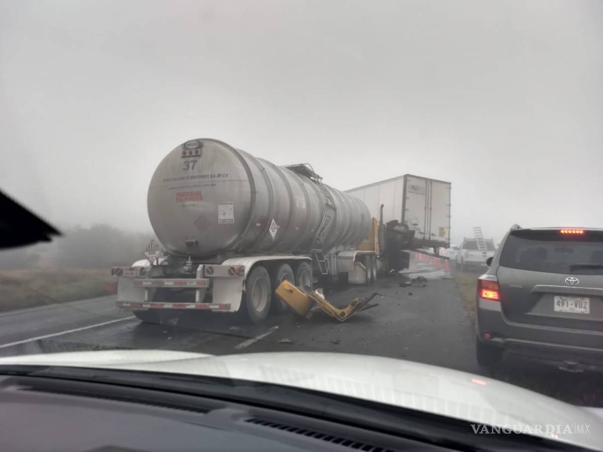$!Accidentes paralizan la autopista Monterrey-Saltillo