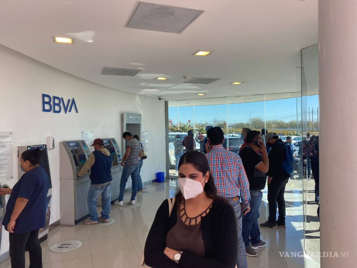 $!Clausuran en Torreón bancos por incumplir medidas de protección Covid-19