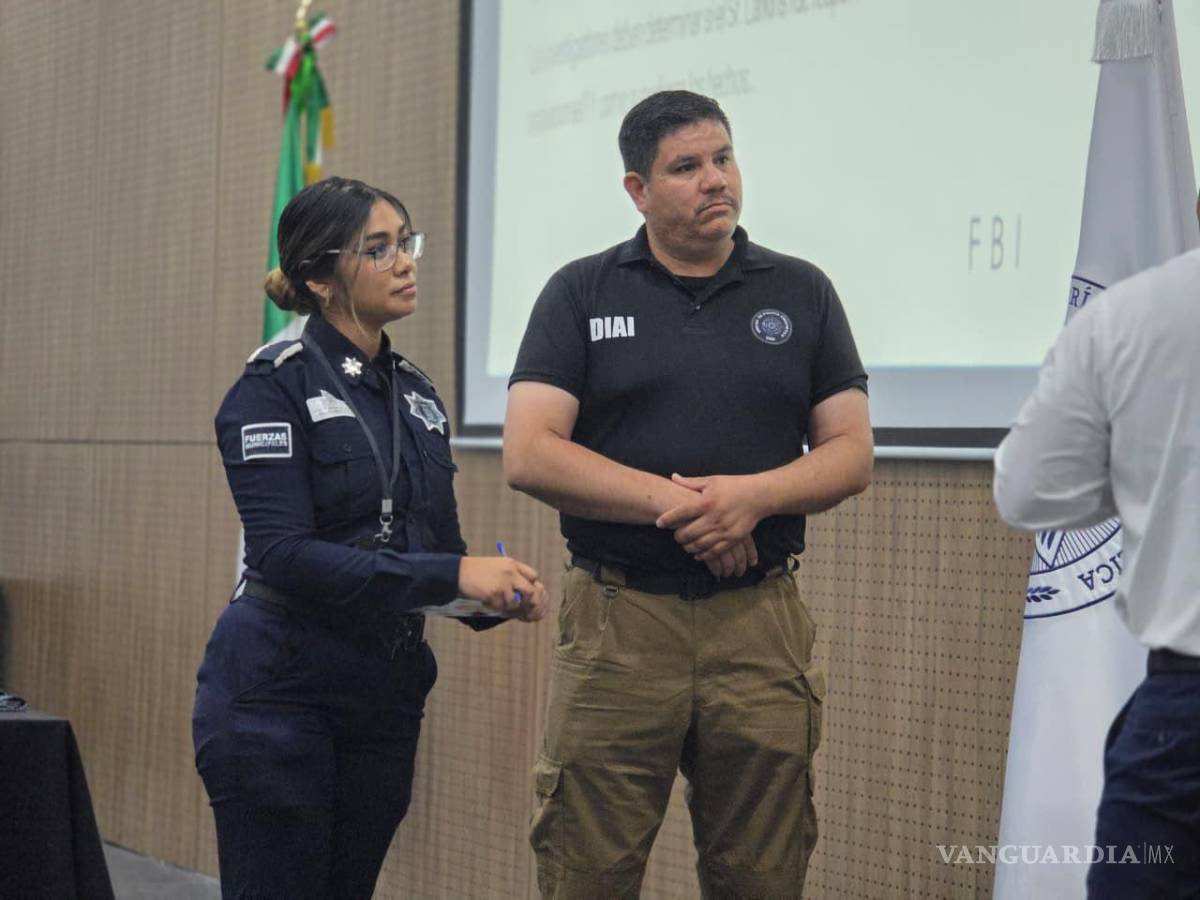 $!Elementos de la Policía Cibernética de Saltillo recibieron capacitación sobre amenazas digitales, inteligencia artificial y criptoactivos.