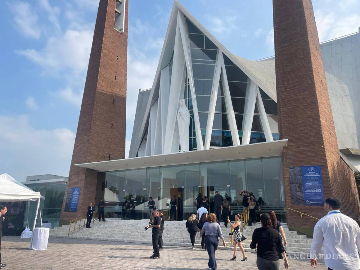 $!Misión cumplida San Pedro Garza García te agradece hasta el cielo”, dijo con la voz entrecortada Milarca Fernández Zambrano, hija del extinto Mauricio Fernández Garza.