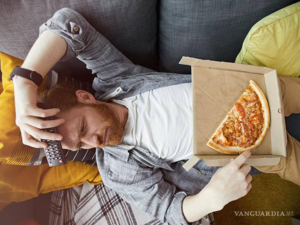 $!El consumo de comida chatarra podría agudizar la depresión.