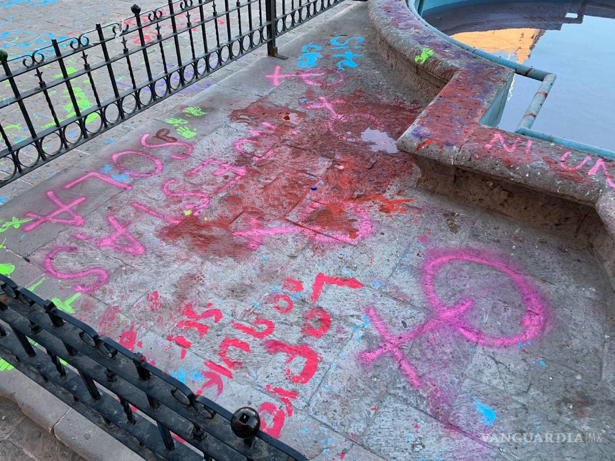 $!La pintura permanece hasta las primeras horas de este miércoles.