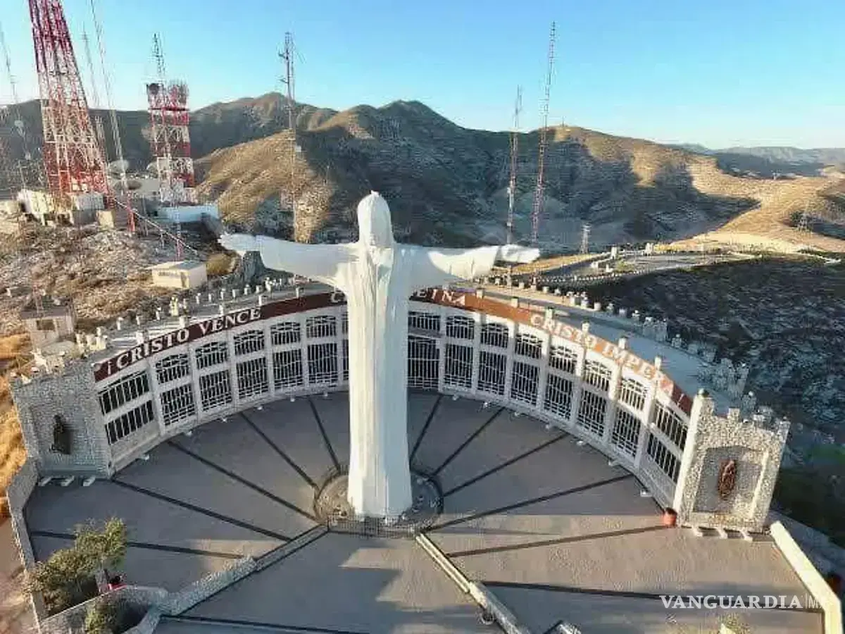 $!El Cristo de las Noas es uno de los principales atractivos turísticos de Torreón.