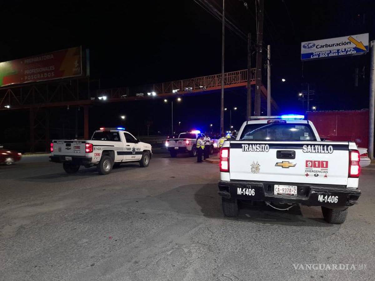 $!Elementos policiacos llegaron al lugar tras recibir el reporte.