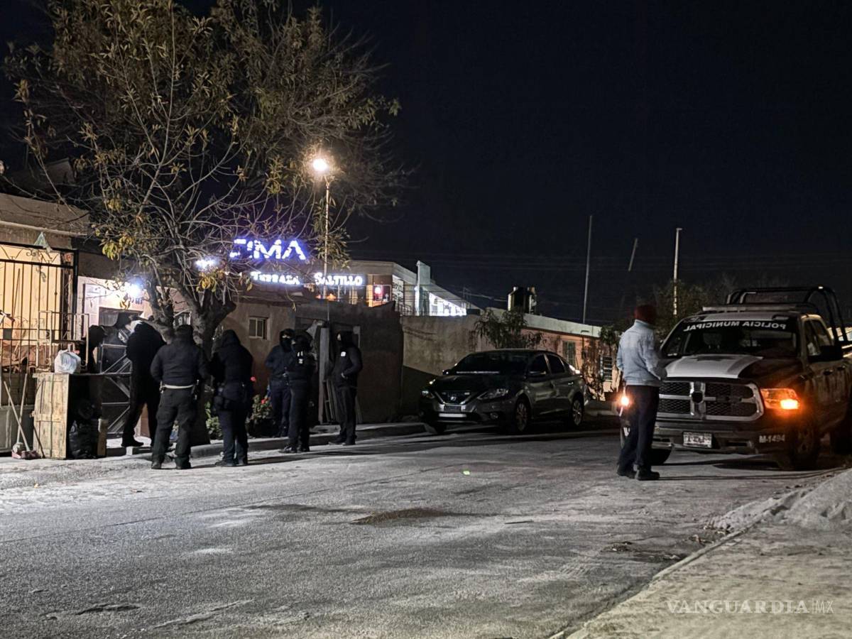 $!La Fiscalía General del Estado realizó el levantamiento del cuerpo para trasladarlo al Servicio Médico Forense, donde se determinarán las causas de la muerte.