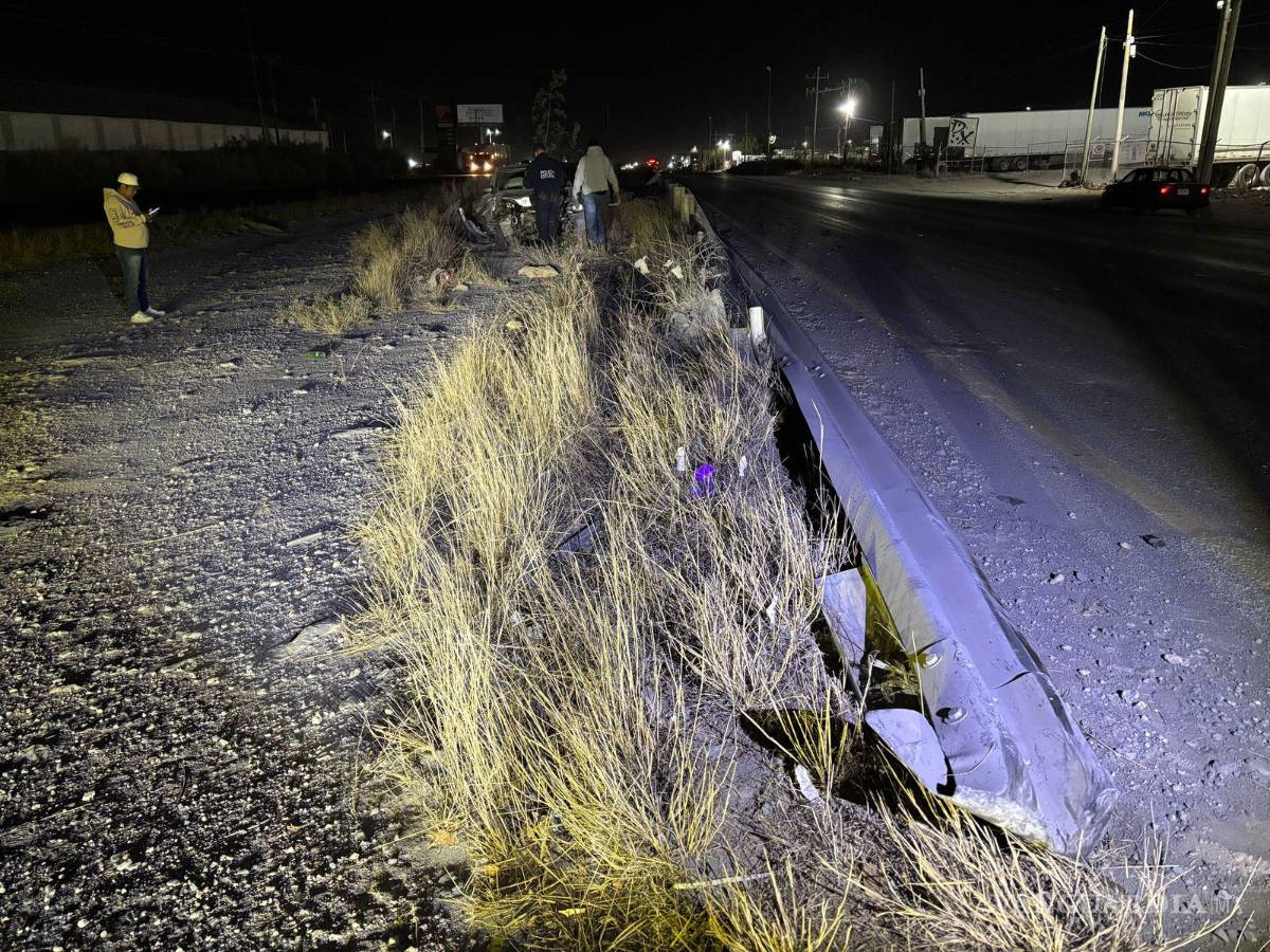 Pierde el control y termina con su auto destrozado, en el libramiento ...