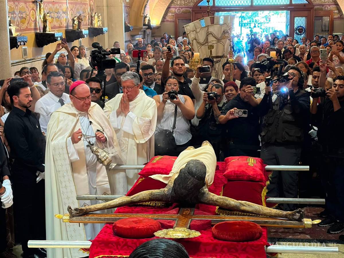 $!La fiesta patronal en honor al Santo Cristo es la de mayor convocatoria en Saltillo.