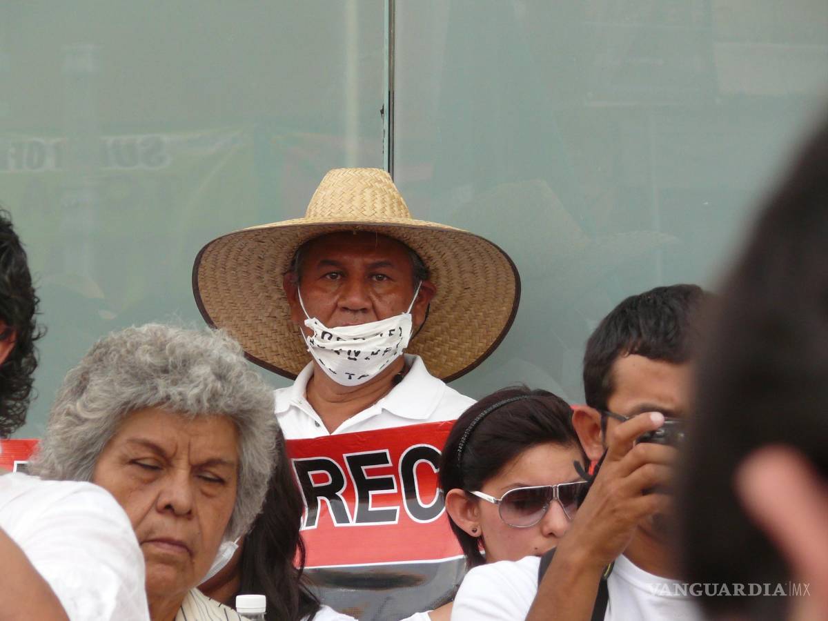 $!Marchas, reuniones, bloqueos, manifestaciones, audiencias, las familias con una persona desaparecida llevan años caminando. Quieren justicia, quieren verdad, pero muchos se han enfermado y han perdido la esperanza.