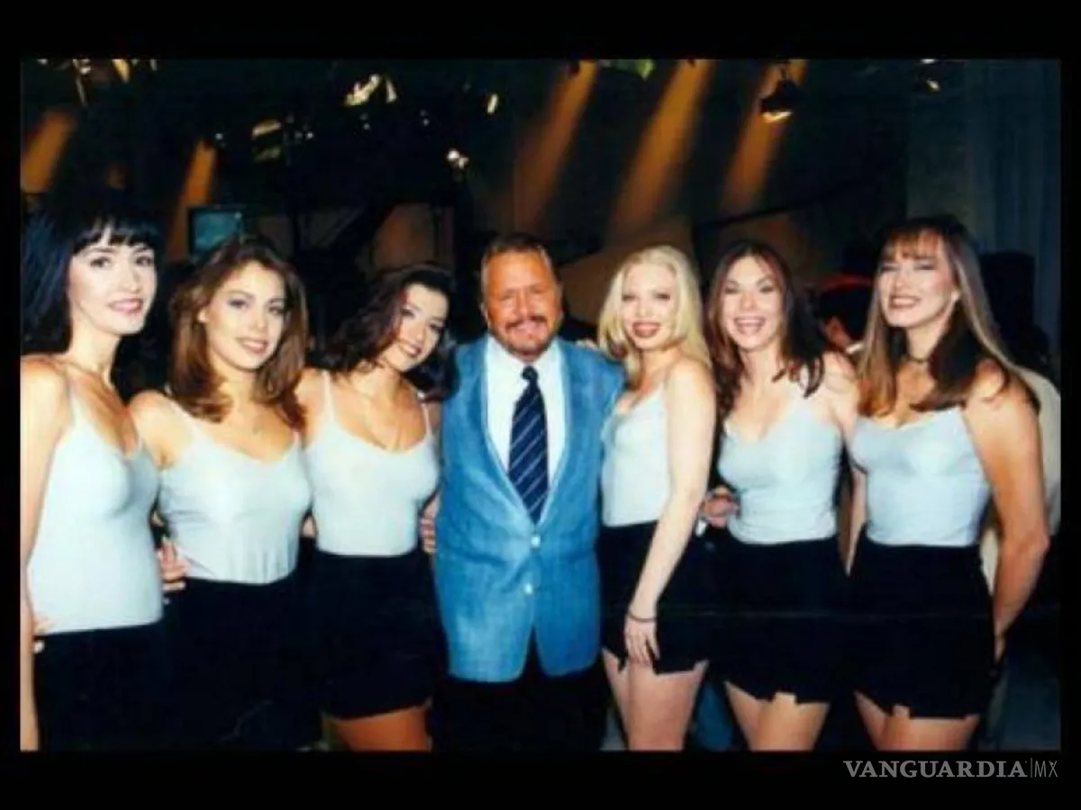 $!Paola Durante trabajó un par de años con Paco Stanley como edecán junto a otras chicas.