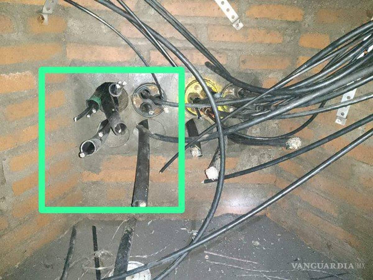 $!Caos en el AICM, intentan robar cables y provocan caída en sistema de migración