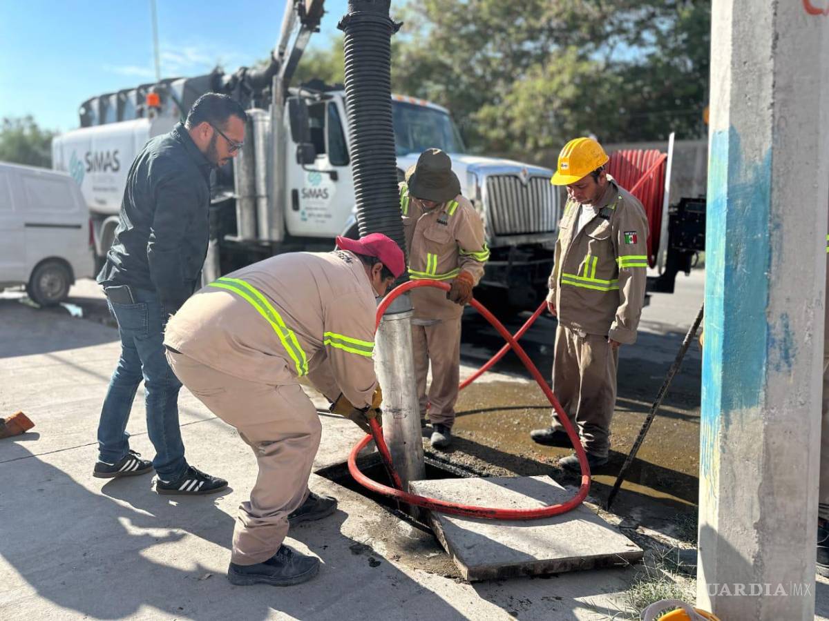 $!Las tuberías sanitarias que se sustituyen tienen un diámetro de ocho pulgadas, con el objetivo de recuperar el flujo de aguas residuales.