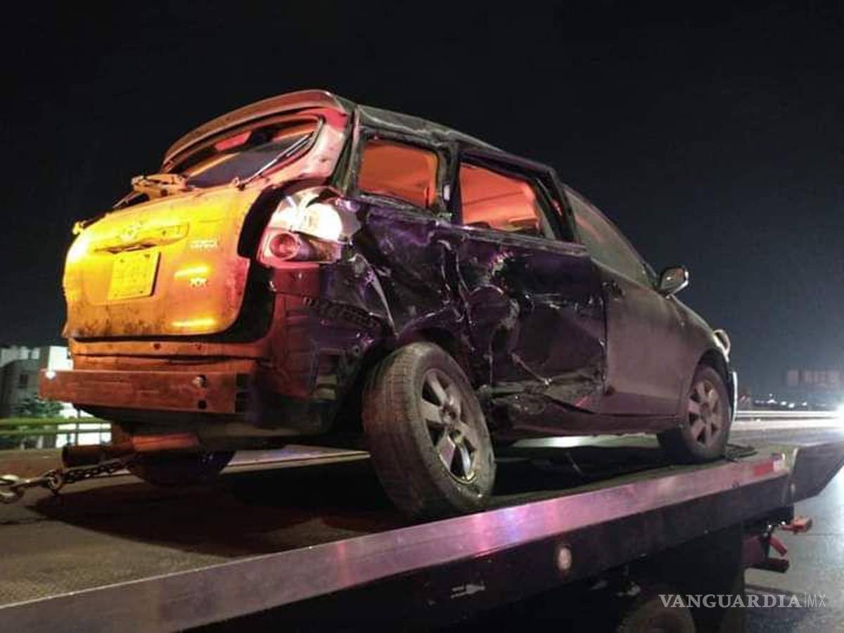 $!Saltillo: dormitada provoca carambola de 7 autos en el Blvd. Fundadores