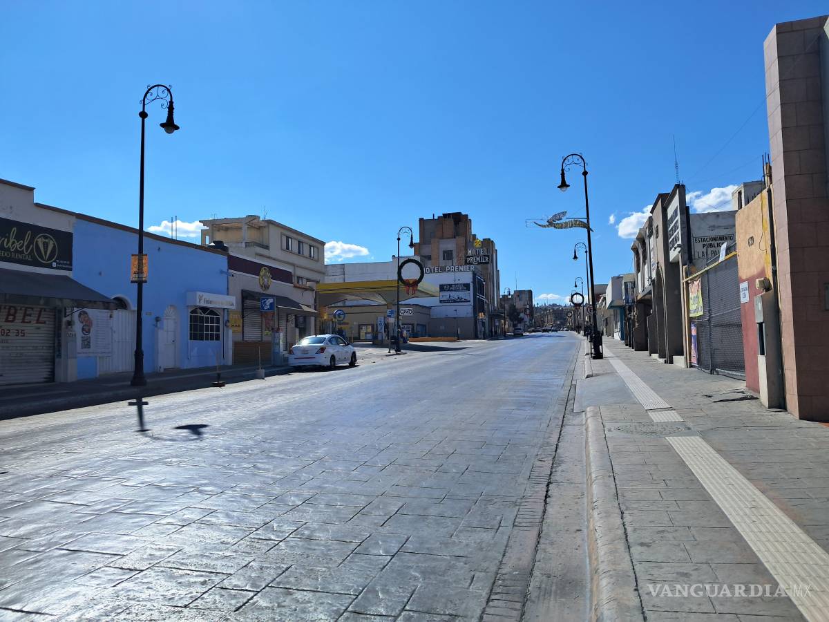 $!El ambiente en el primer cuadro de la ciudad fue tranquilo, sin aglomeraciones, propio de la celebración navideña.