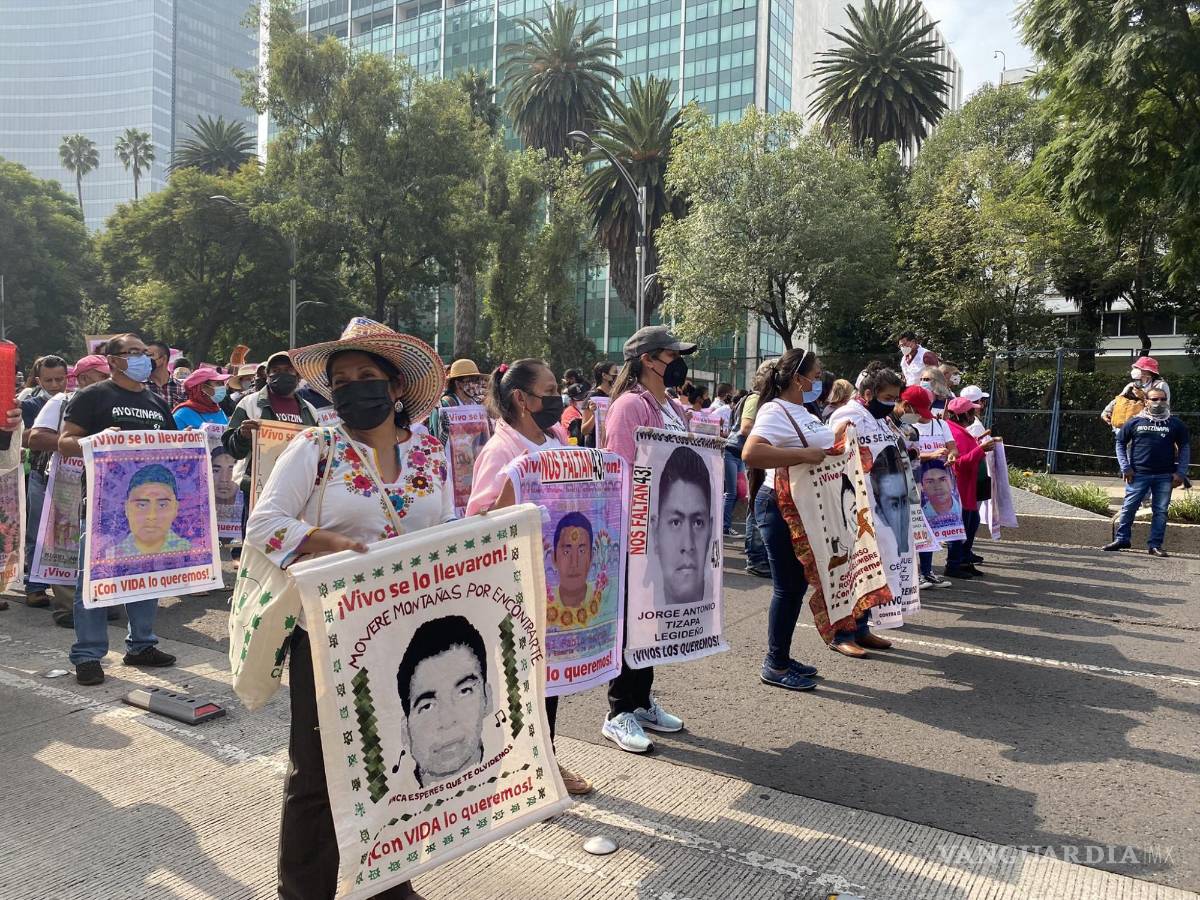 $!Caso Ayotzinapa, a siete años; sólo tres cuerpos identificados y Zerón sigue prófugo