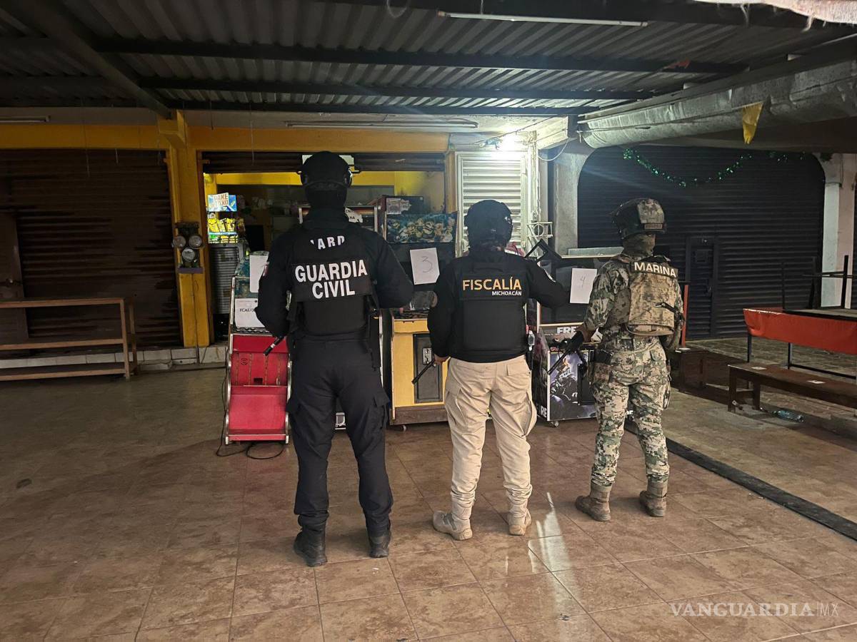 $!Aseguran 98 máquinas tragamonedas en cateos en Lázaro Cárdenas, Michoacán; investigan posible vínculo con delitos