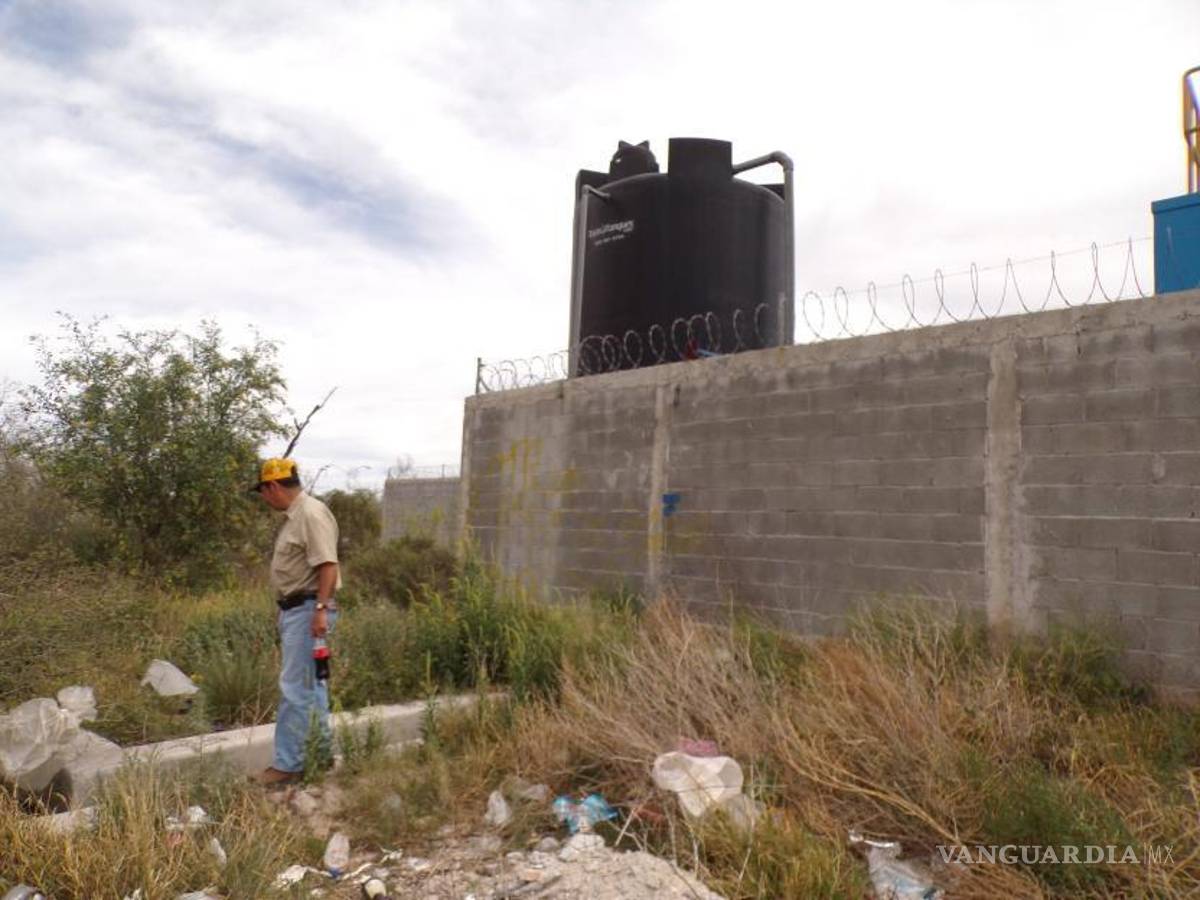 $!Denunciantes pusieron en evidencia el abandono de la zona y cómo hay quien la usa de tiradero.