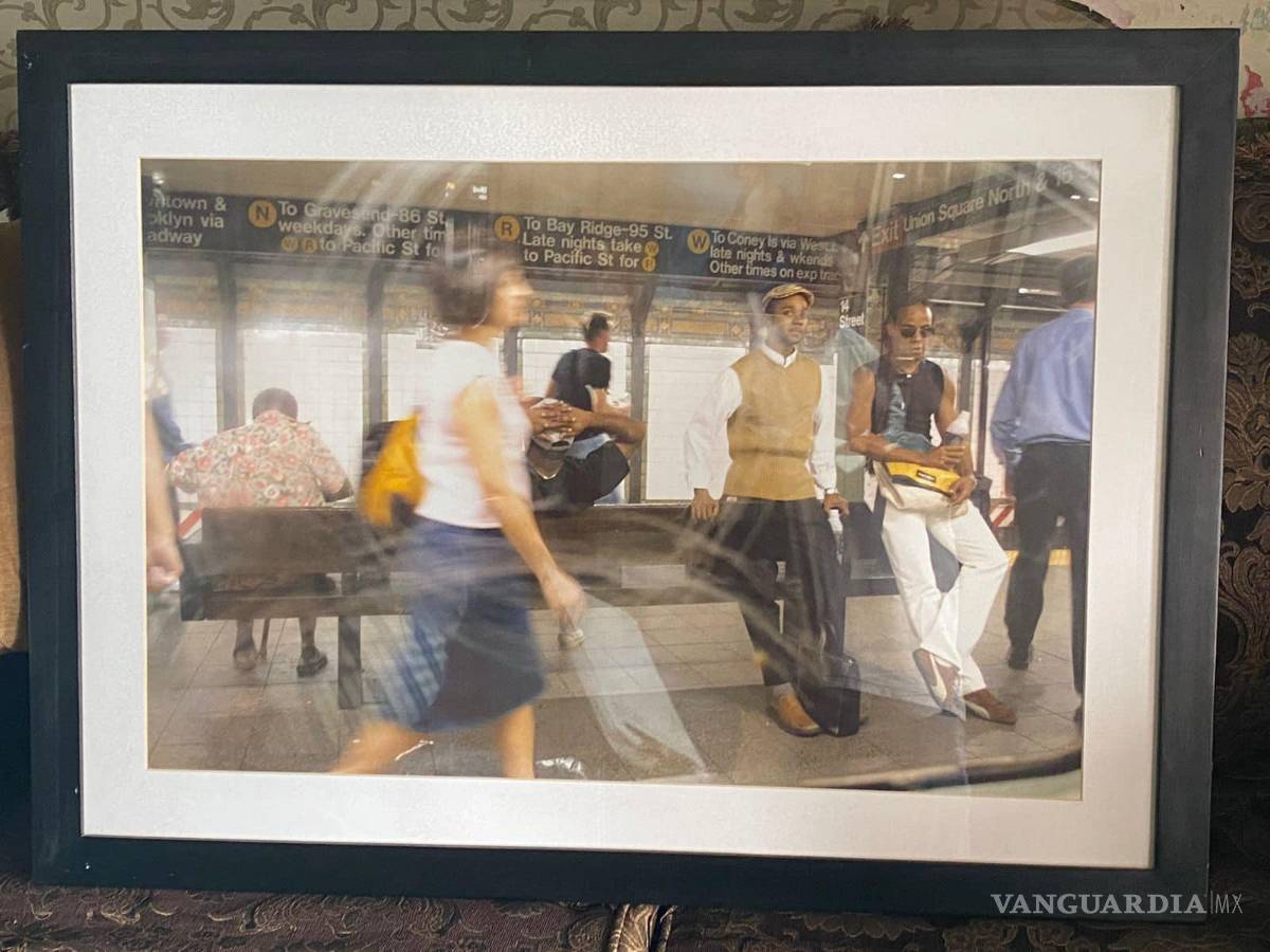 $!Subastan bates de jugadores de Saraperos de Saltillo para apoyar a mujer con cáncer