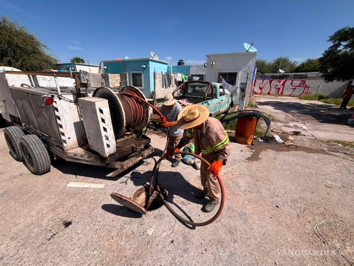 $!El SIMAS revisa y rehabilita infraestructura hidráulica y sanitaria ante la proximidad de la temporada de lluvias.