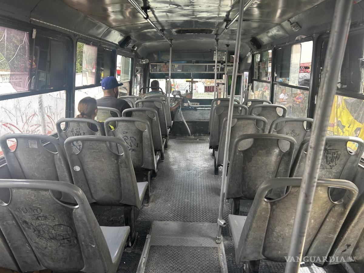 $!Viejas y solas, así lucen las unidades del transporte debido a que la gente cada vez más hace el esfuerzo por comprar un auto o una motocicleta.