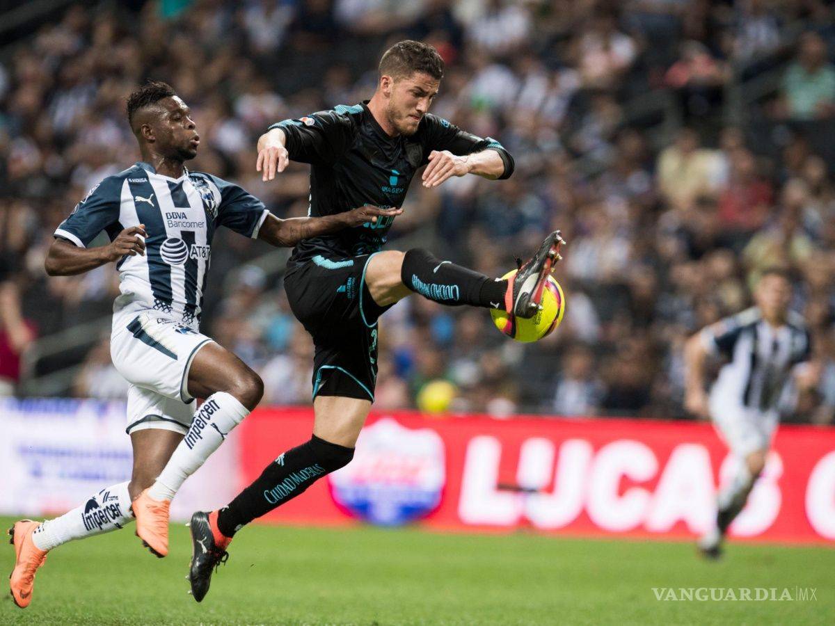 $!A sólo un par de horas, Chivas presentaría a Hiram Mier como su próximo refuerzo