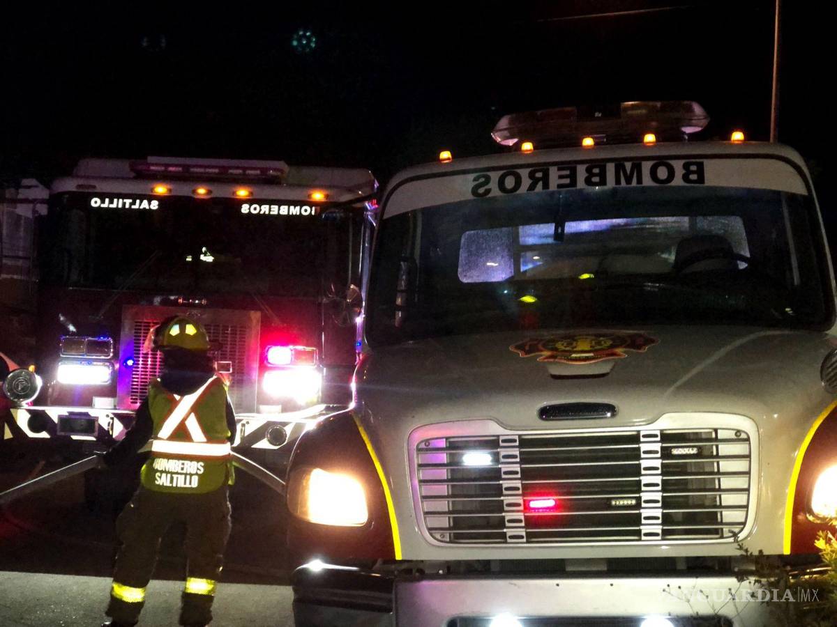 $!Habitantes afectados pidieron ayuda a la comunidad, especialmente para una niña de un año que perdió todas sus posesiones, incluyendo ropa y pañales.