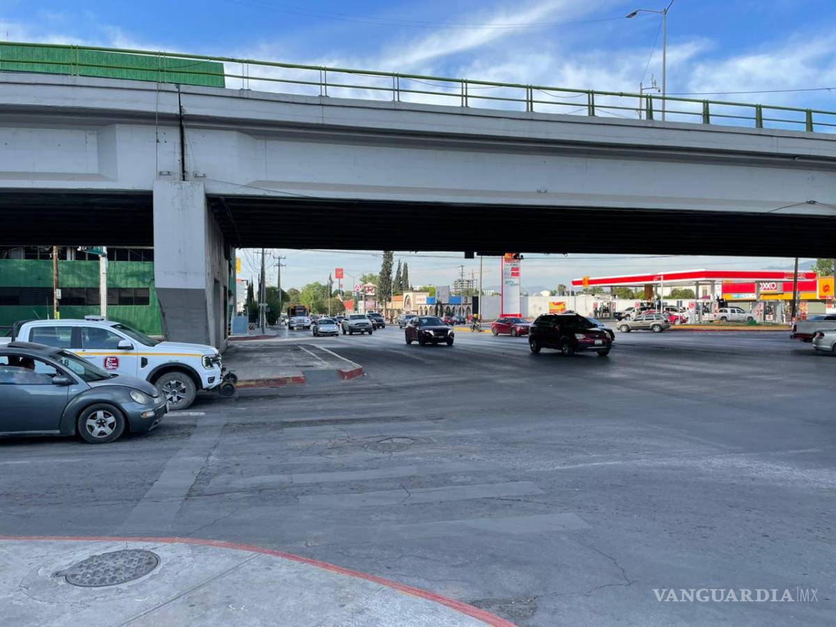 $!De no cumplirse sus peticiones, los manifestantes amagan con volver a bloquear el transitado crucero.