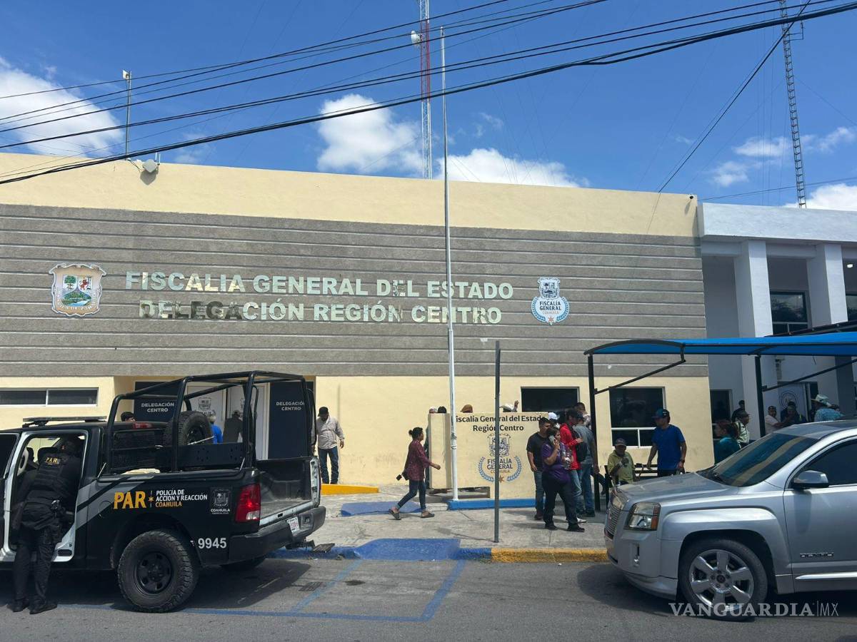 $!Los detenidos fueron llevados a la Delegación de la Fiscalía General del Estado, aunque recuperaron su libertad horas más tarde.