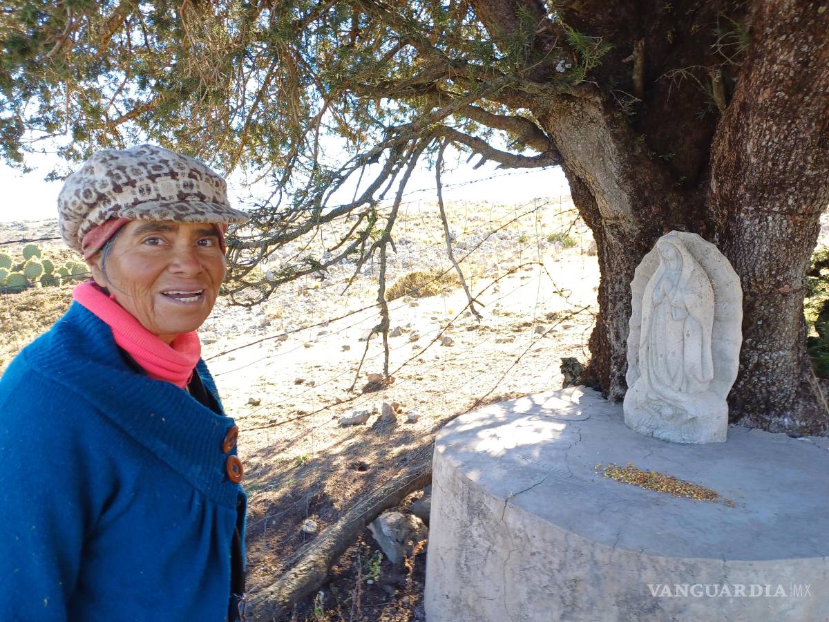$!﻿Nancy Ruth Islas, la monja de la montaña, dice que su verdadera madre siempre fue la Virgen, debido al distanciamiento con su mamá.