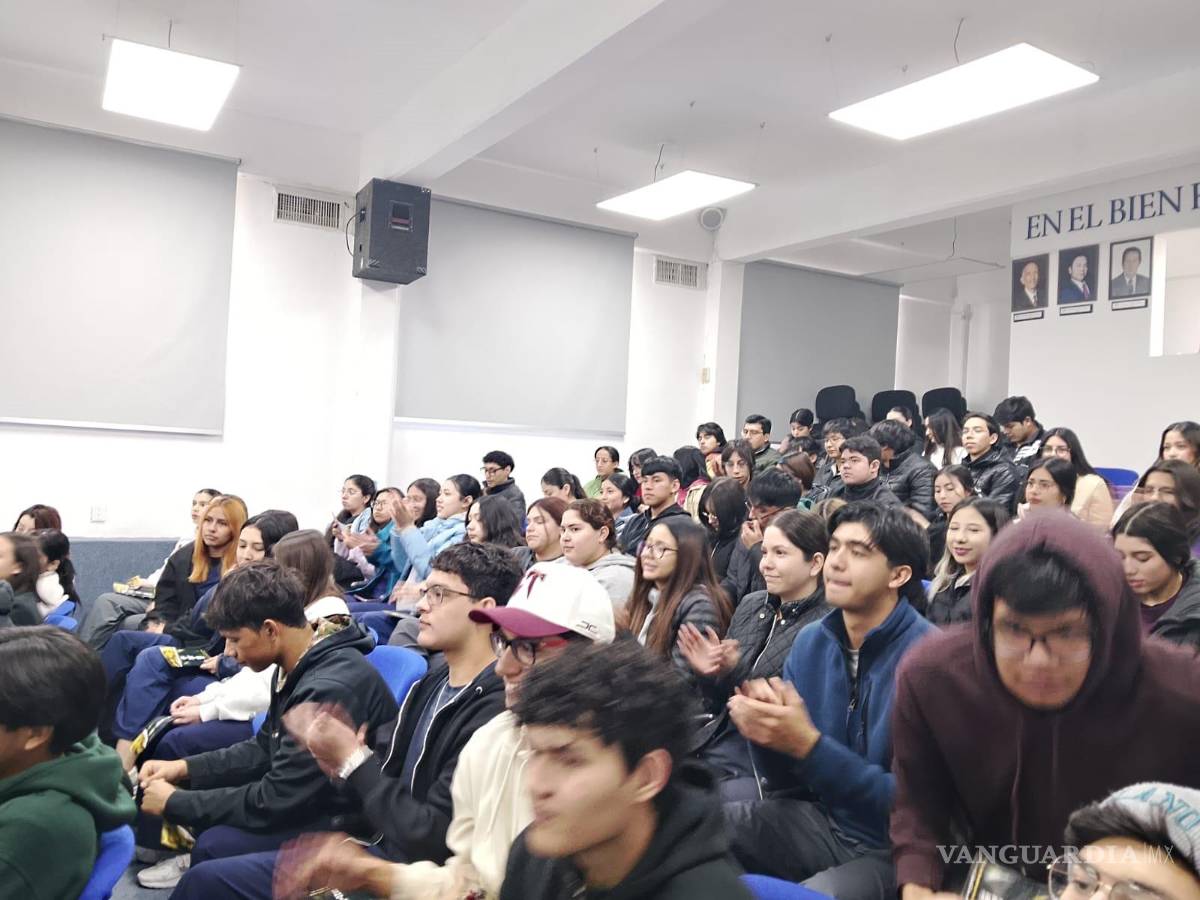 $!Estudiantes de Odontología participaron en conferencias orientadas a la prevención de adicciones y cuidado emocional.
