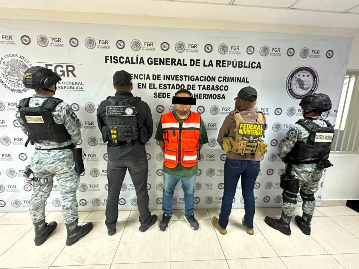 $!Aseguran 48 mil latas de cerveza y detienen a una persona en operativo en Tabasco