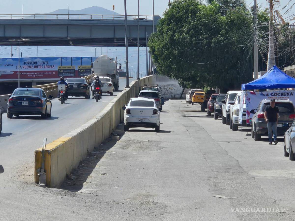 $!La nueva señalización y alumbrado mejoran la seguridad y conectividad en la zona poniente de Torreón.
