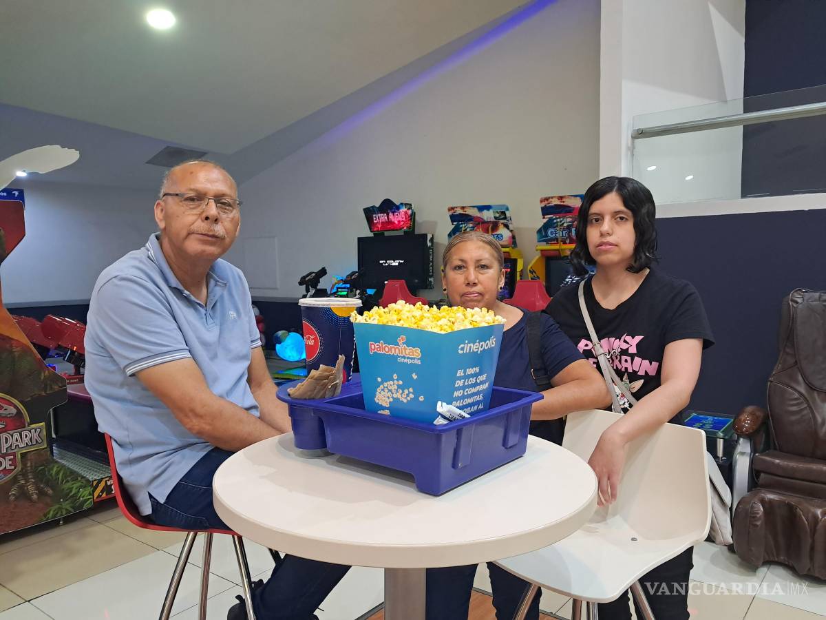 $!Asistentes destacan el cine como espacio de convivencia